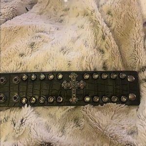 Genuine leather bracelet